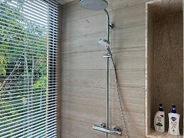 Modern-cozy 2bedrooms Plus 2bathrooms at the Swan Lake Khao Yai Nation