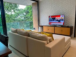 Modern-cozy 2bedrooms Plus 2bathrooms at the Swan Lake Khao Yai Nation