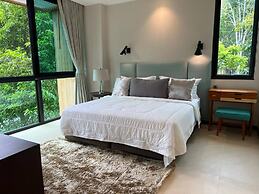Modern-cozy 2bedrooms Plus 2bathrooms at the Swan Lake Khao Yai Nation