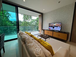 Modern-cozy 2bedrooms Plus 2bathrooms at the Swan Lake Khao Yai Nation