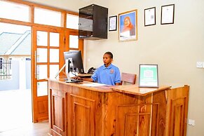 Wooden Haven Hotel