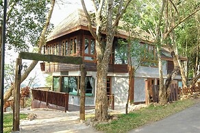 Village Farm & Winery