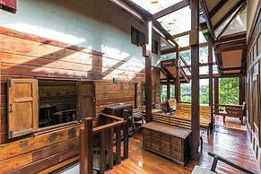 Village Farm & Winery