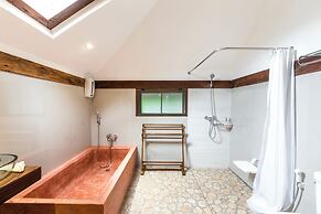 Village Farm & Winery