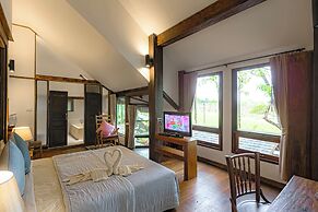 Village Farm & Winery