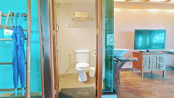 Village Farm & Winery