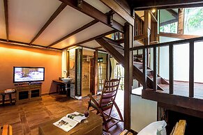 Village Farm & Winery