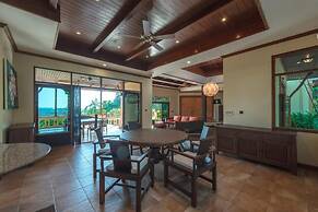 6BR Luxury Retreat in Layan Phuket V159