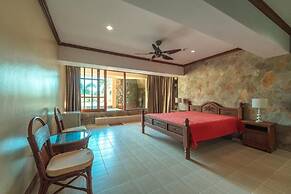 6BR Luxury Retreat in Layan Phuket V159