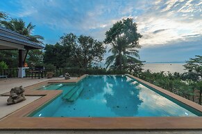 Sunrise 7BR Luxe Villa Sea View V151
