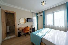 Coastline Orange Hotel