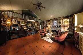 Ta Phin Cottage