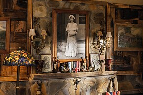 Ta Phin Cottage