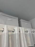 Sunny 1 Bedroom Apartment Retreat