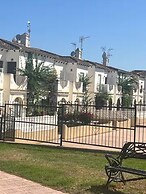 1-bed Apt, Sleeps 4, use of 4 Pools