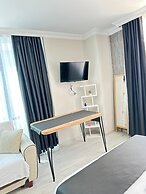 Upart Flats by REFE