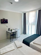 Upart Flats by REFE