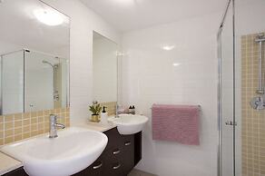 Wings Resort - Private Apartments