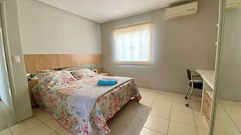 Casa com Piscina - Quartos Privativos