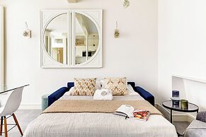 Stylish 1BR by Luxembourg Garden