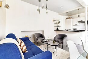 Stylish 1BR by Luxembourg Garden