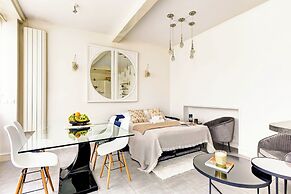 Stylish 1BR by Luxembourg Garden