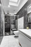 Stylish 1BR by Luxembourg Garden