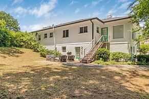 The Vintage Manor in Atlanta