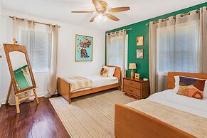 The Vintage Manor in Atlanta