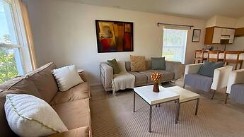 Upstay Stylish 3BR Family-friendly Retreat w Patio