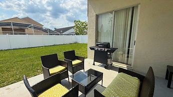 Upstay Stylish 3BR Family-friendly Retreat w Patio