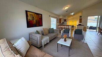 Upstay Stylish 3BR Family-friendly Retreat w Patio