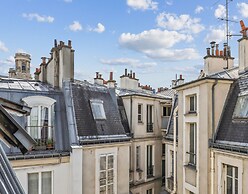 Charming Studio Near Palais Royal