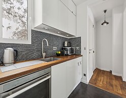 Charming Studio Near Palais Royal