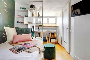 Charming Studio Near Palais Royal