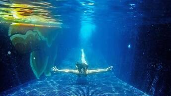 Cabane Container Hotel - Adults Only