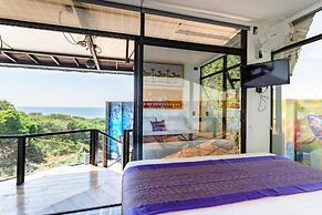 Cabane Container Hotel - Adults Only