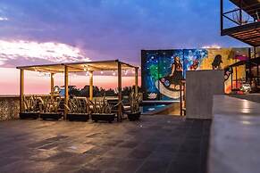 Cabane Container Hotel - Adults Only