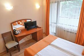 Aparthotel Orbilux