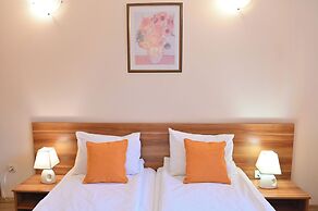 Aparthotel Orbilux