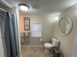 Charming 4BR Cape Cod Near Downtown Cary & Parks