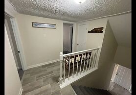 Charming 4BR Cape Cod Near Downtown Cary & Parks
