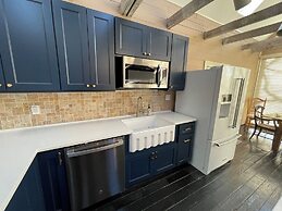 Charming 4BR Historic Home With Scenic Views