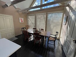 Charming 4BR Historic Home With Scenic Views