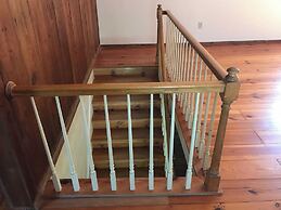 Charming 4BR Historic Home With Scenic Views