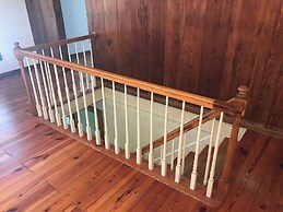 Charming 4BR Historic Home With Scenic Views