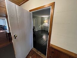 Charming 4BR Historic Home With Scenic Views