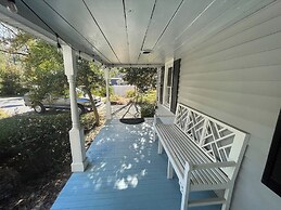 Charming 4BR Historic Home With Scenic Views