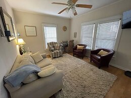 Historic 2BR Walk to Dining Porch & Yard