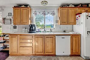 3BR Retreat in Prosser Perfect for Wine Lovers